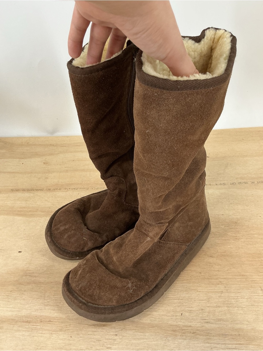 Ugg Brown Suede Shearling-Lined Boots Size 6 - Picture 3 of 8